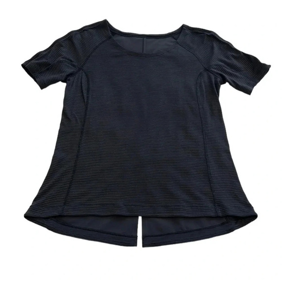 Lululemon Run: Silver Lining Short Sleeve - Size 4 - Picture 2 of 10